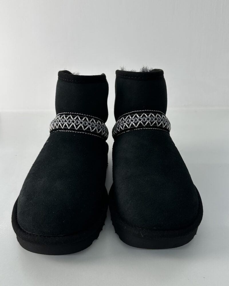 Ugg mini crescent
